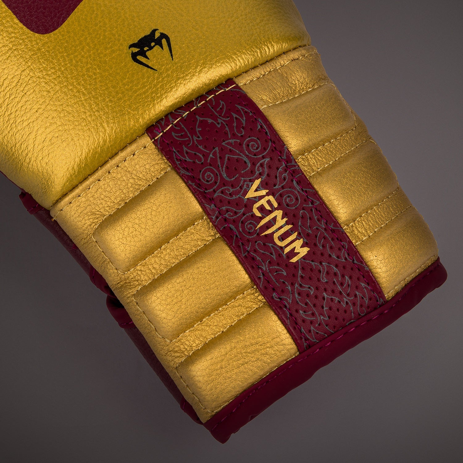Venum Reverso Boxing Gloves