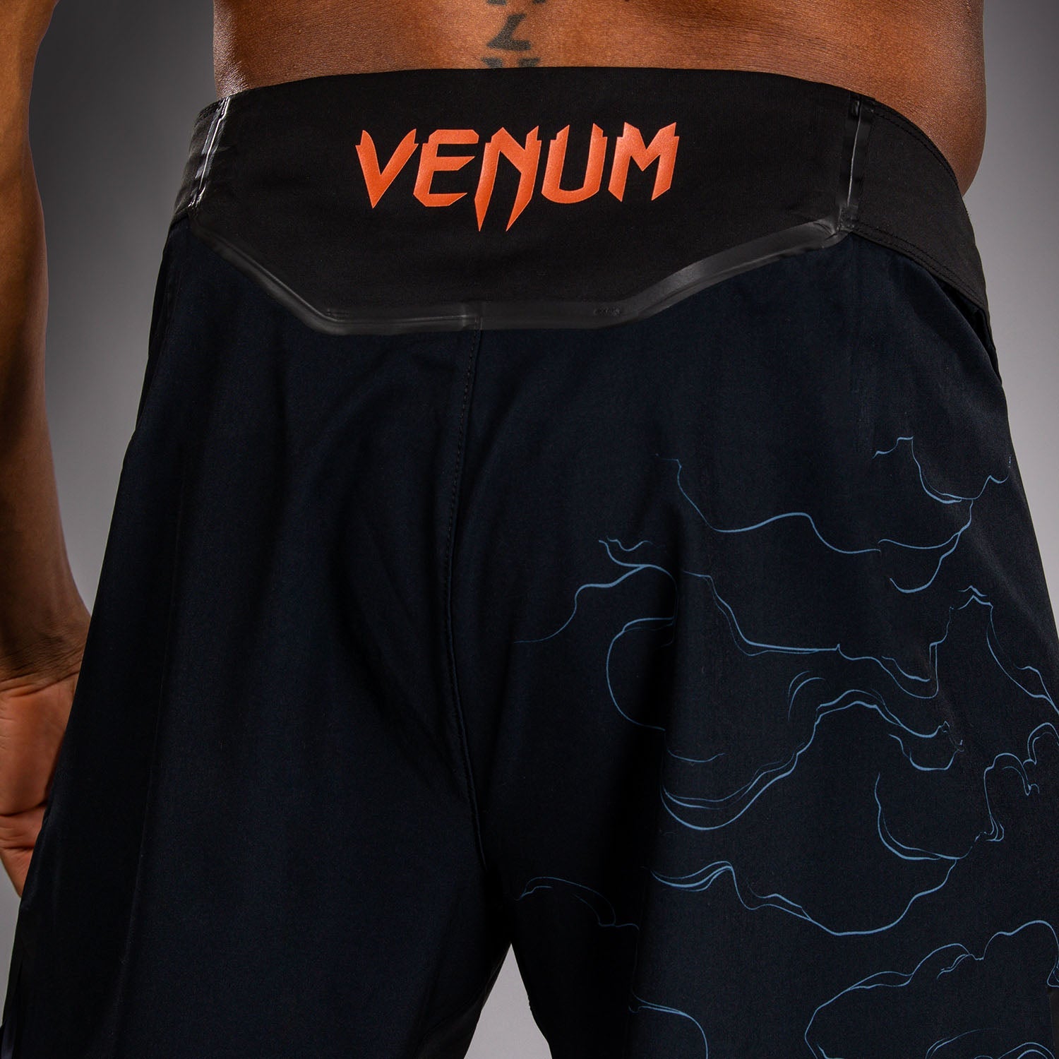 Venum Thunder Dragon Fightshorts