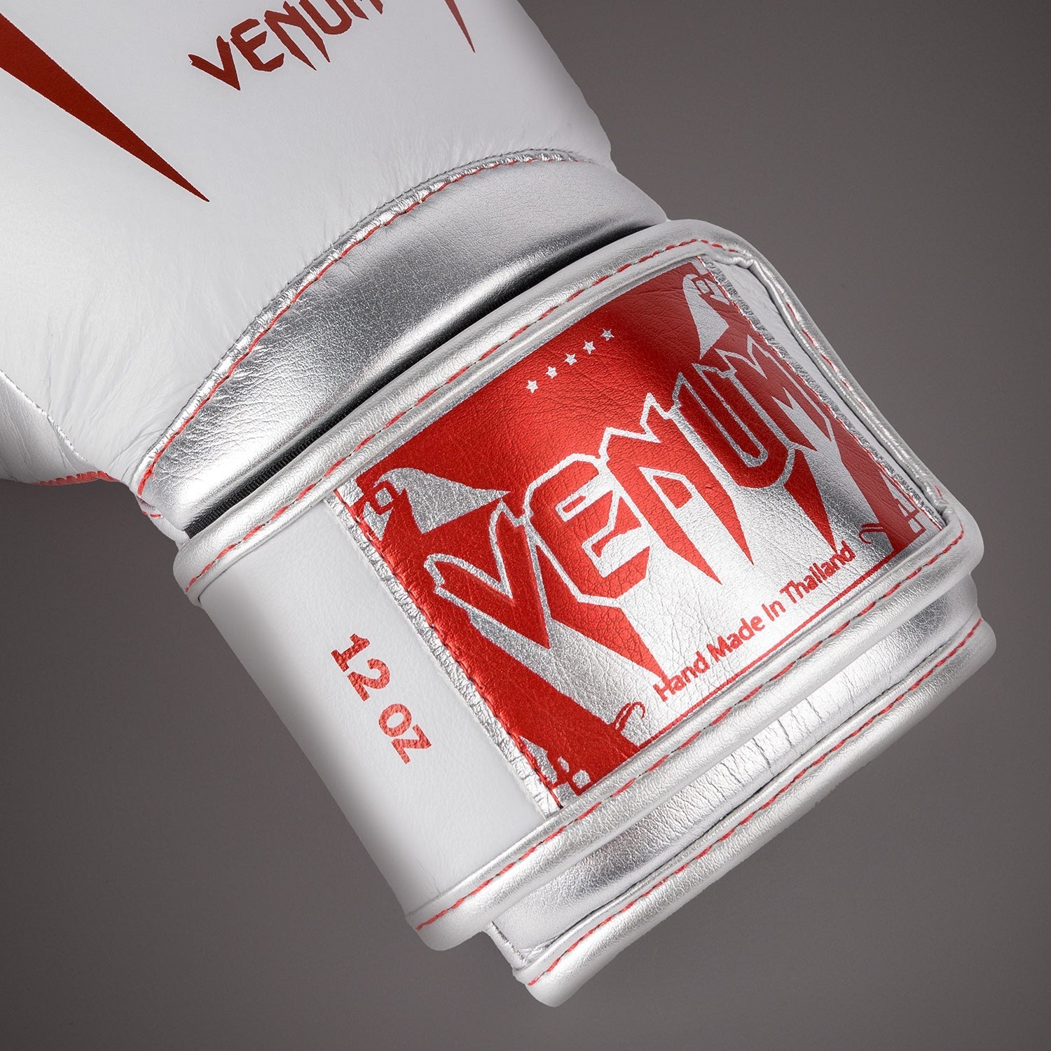 Venum Giant 3.0 Boxing Gloves - Special Edition