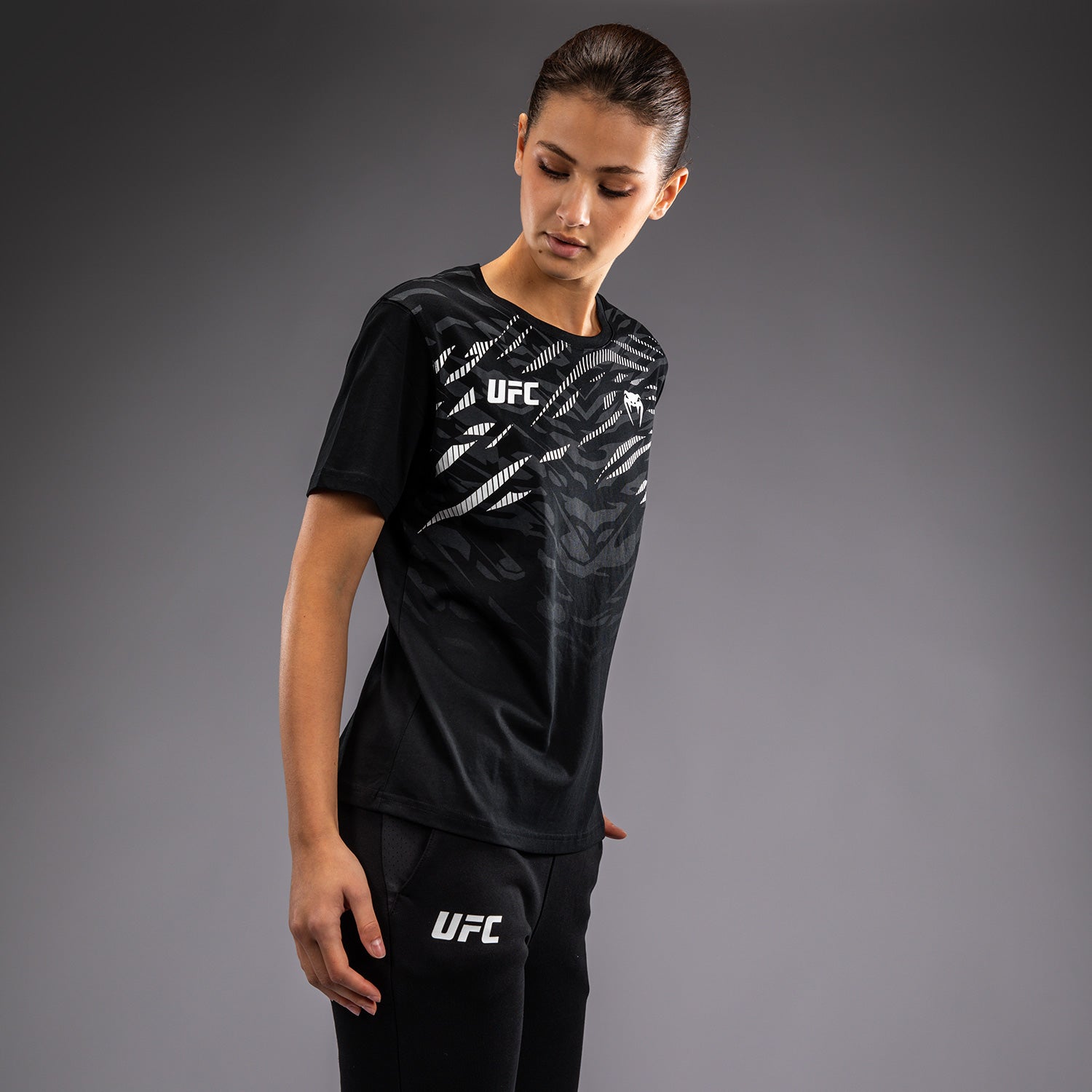 UFC Fusion by Venum Replica Women's Short Sleeve T-Shirt - Black