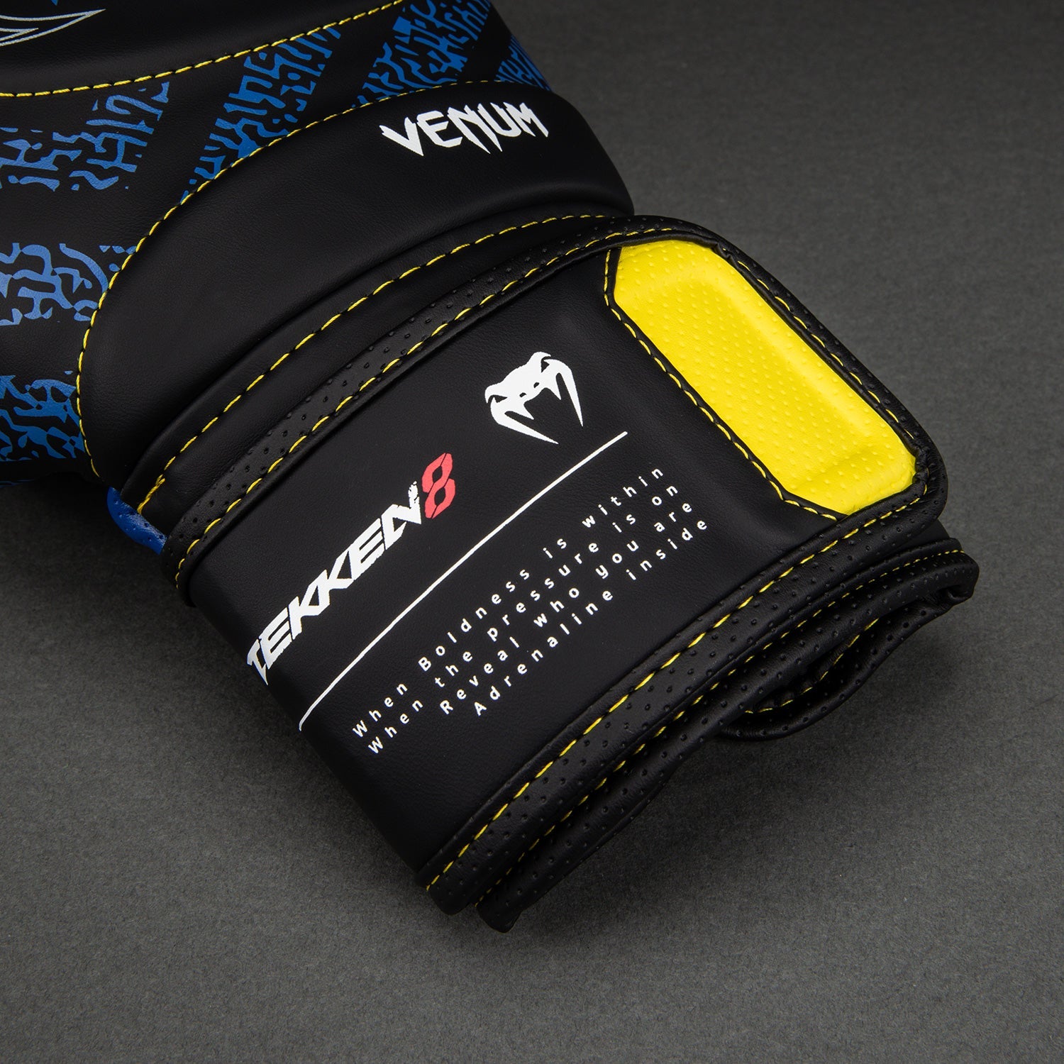 Venum x TEKKEN 8 Boxing Gloves - King