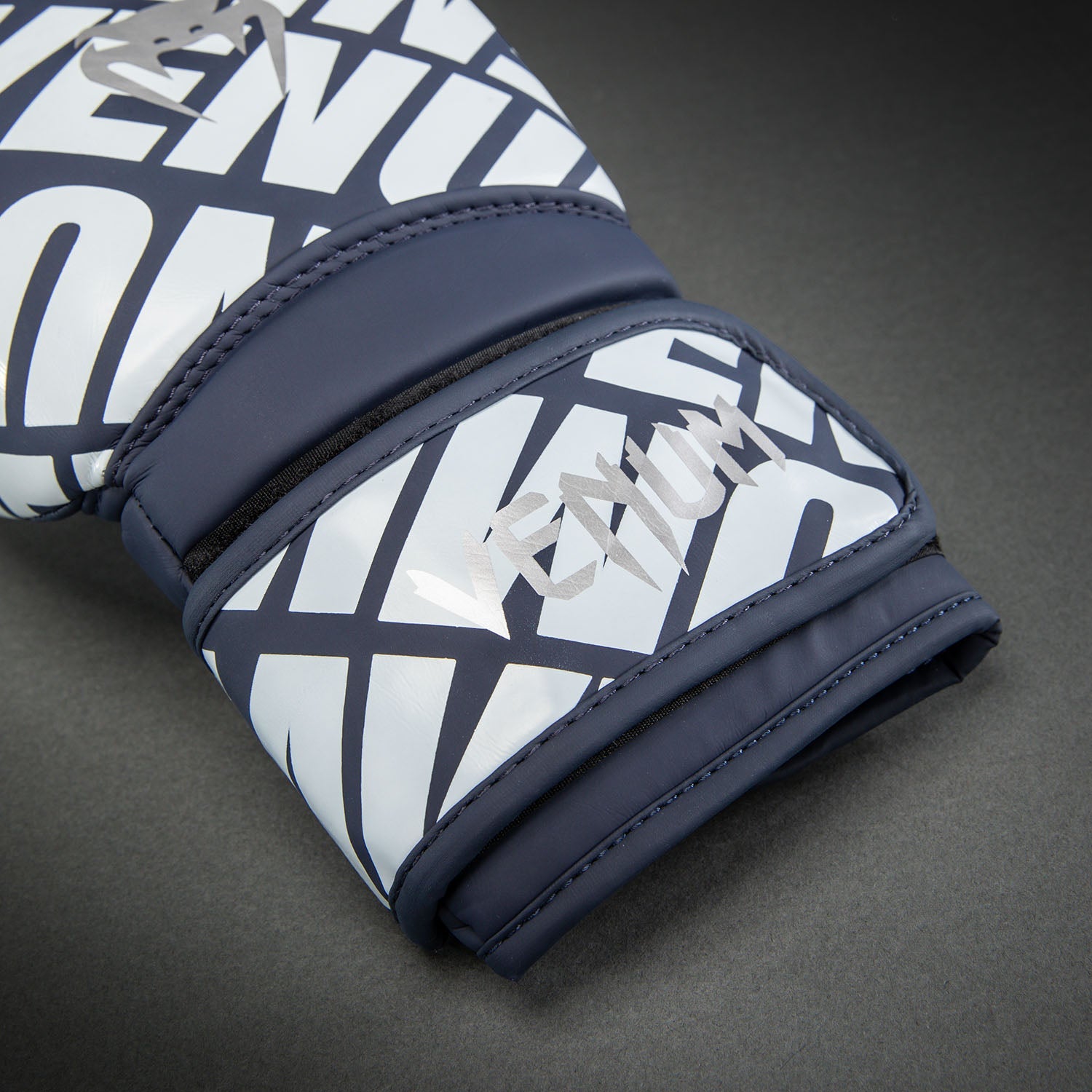 Venum Contender 1.5 XT Boxing Gloves