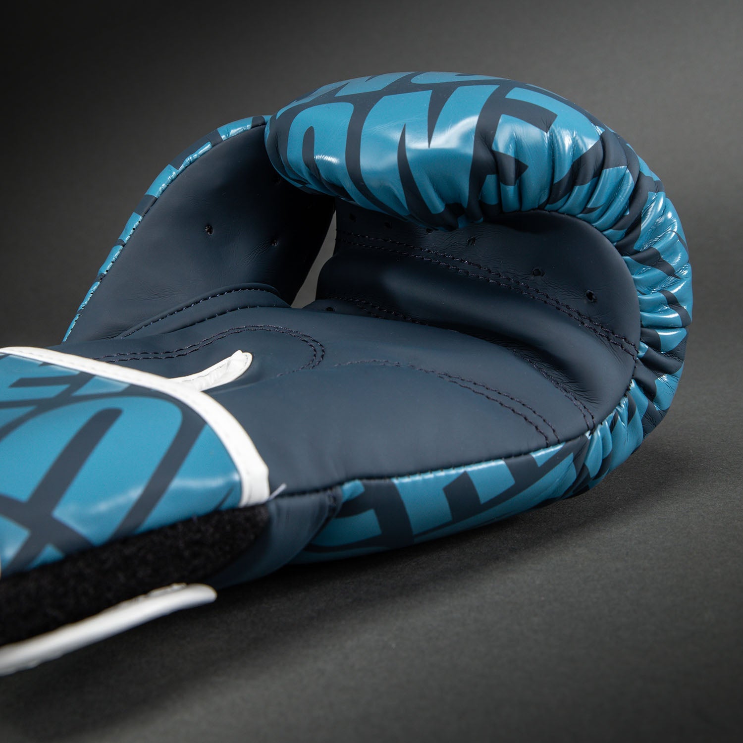 Venum Contender 1.5 XT Boxing Gloves