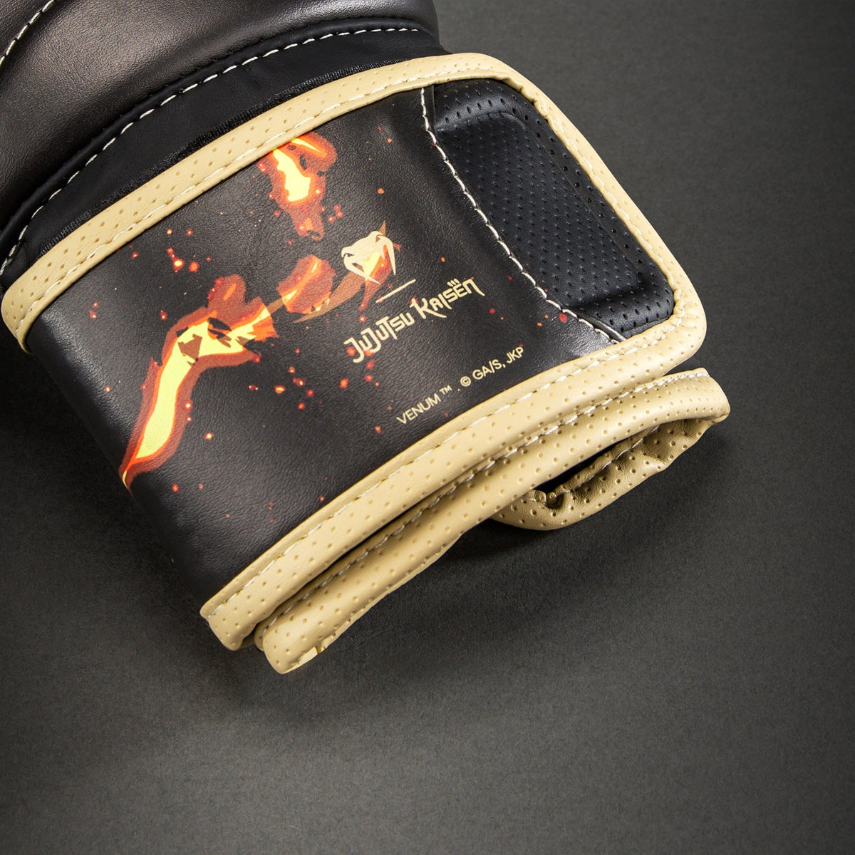 Jujutsu Kaisen x Venum  Impact Evo Boxing Gloves