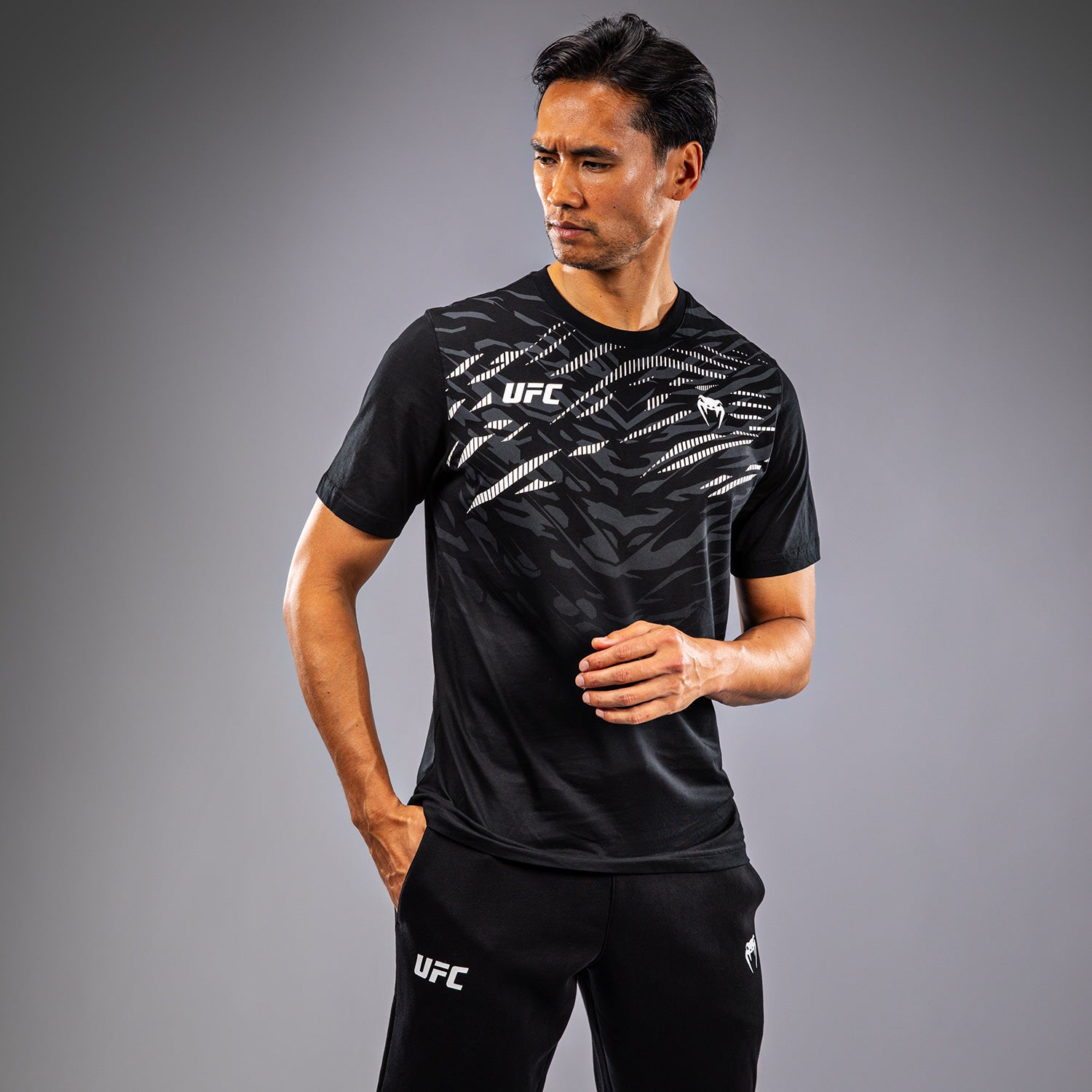 UFC Fusion by Venum Men's Replica Short Sleeve T-Shirt