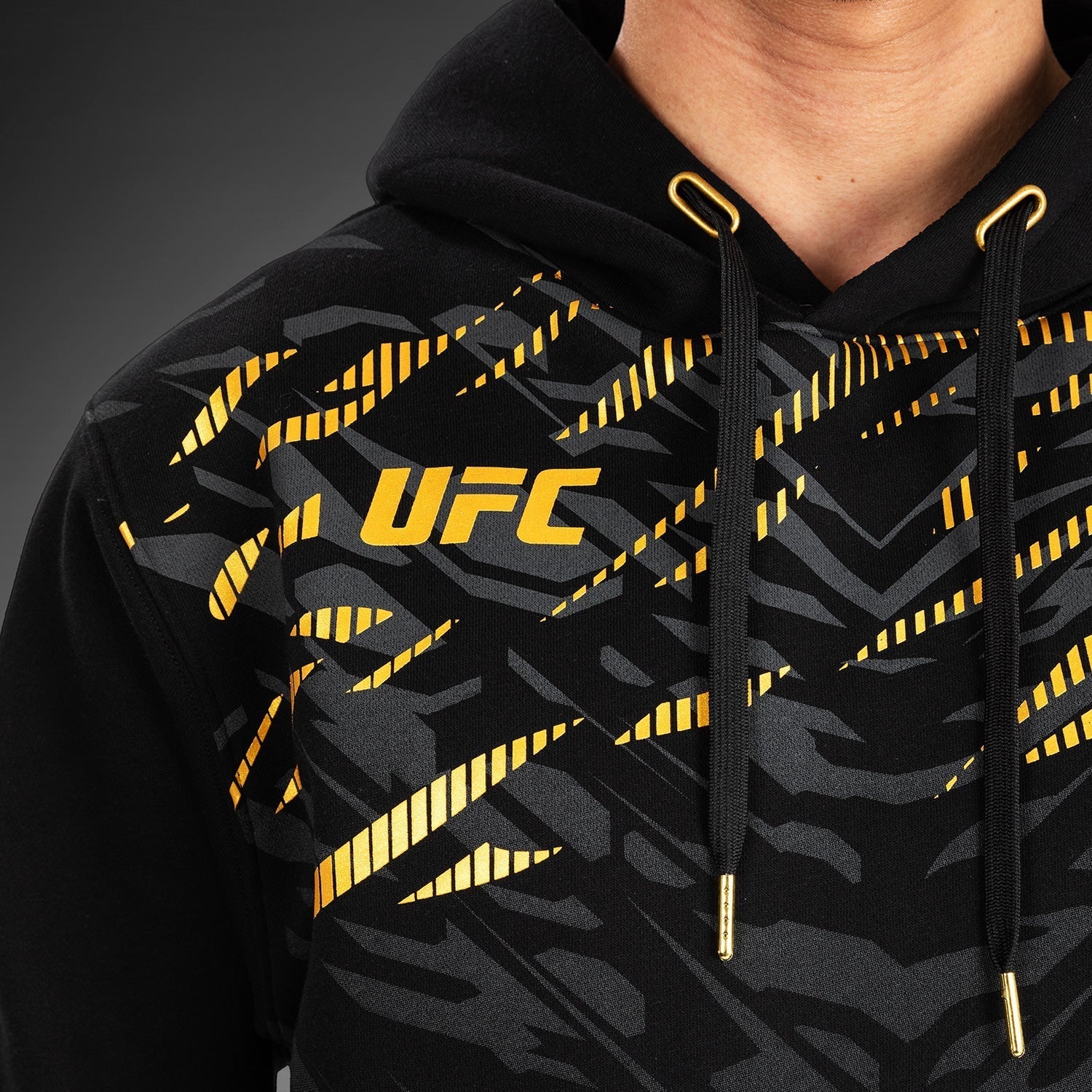 UFC Fusion by Venum Men's Replica Pullover Hoodie