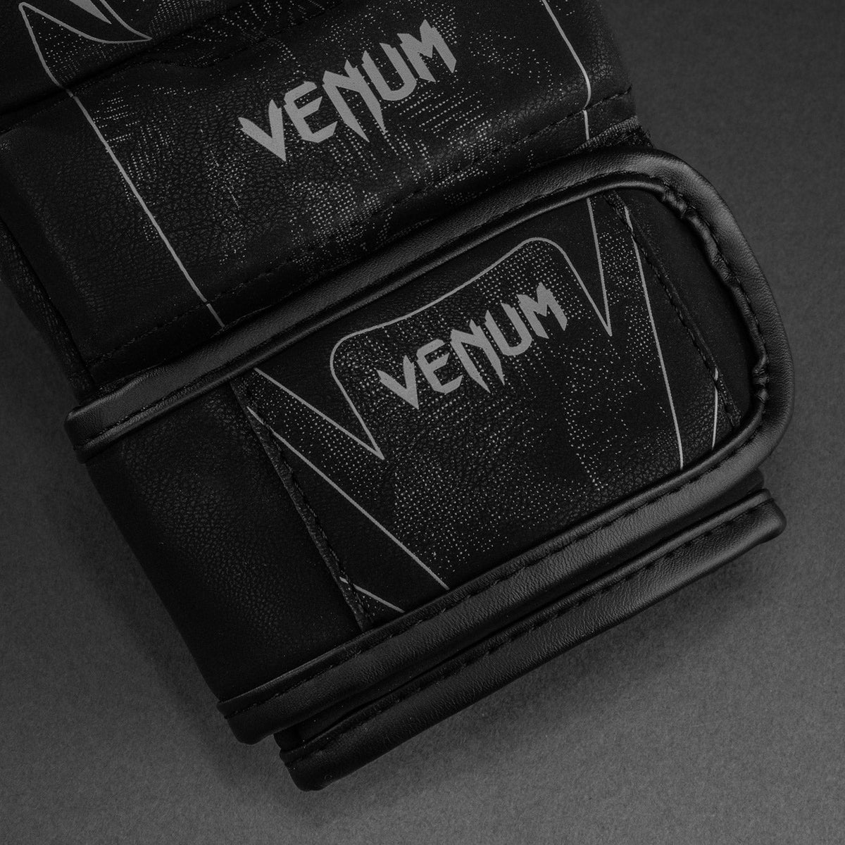 Venum Amazonia Reborn Sparring Gloves