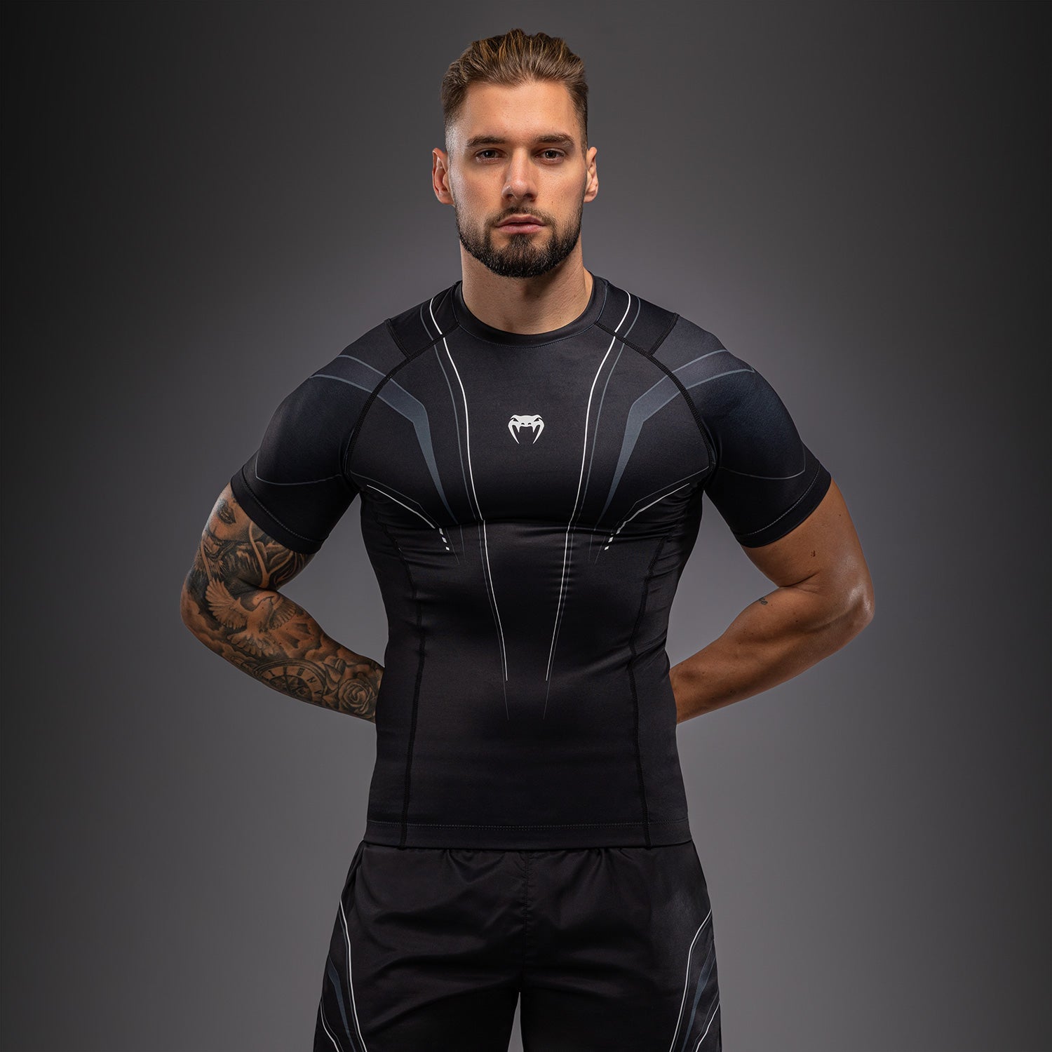 Venum Streamline Short Sleeve Rashguard