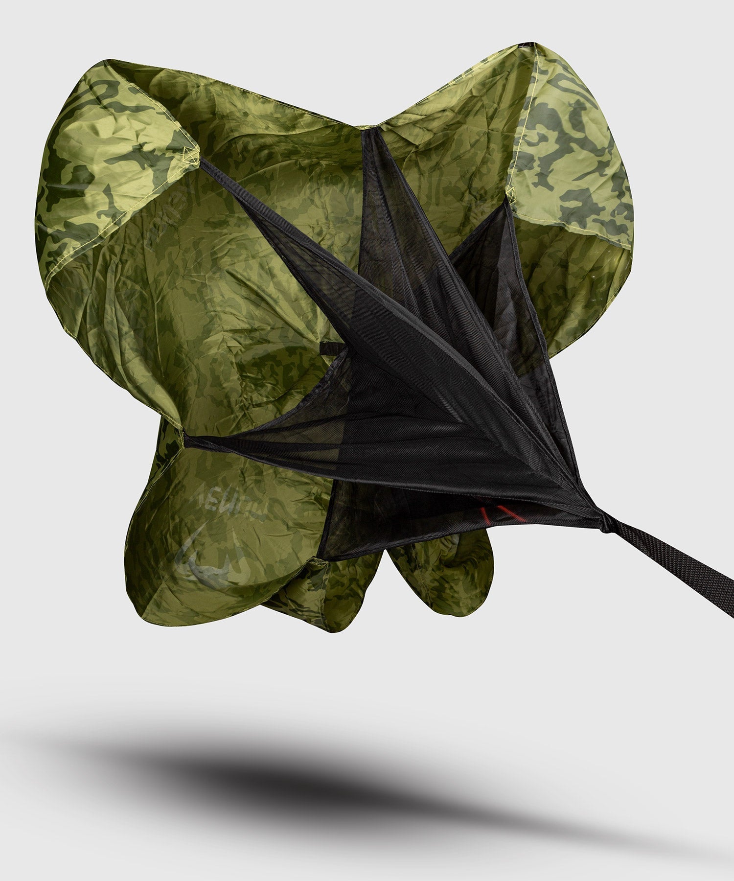 Venum Challenger Running Parachute