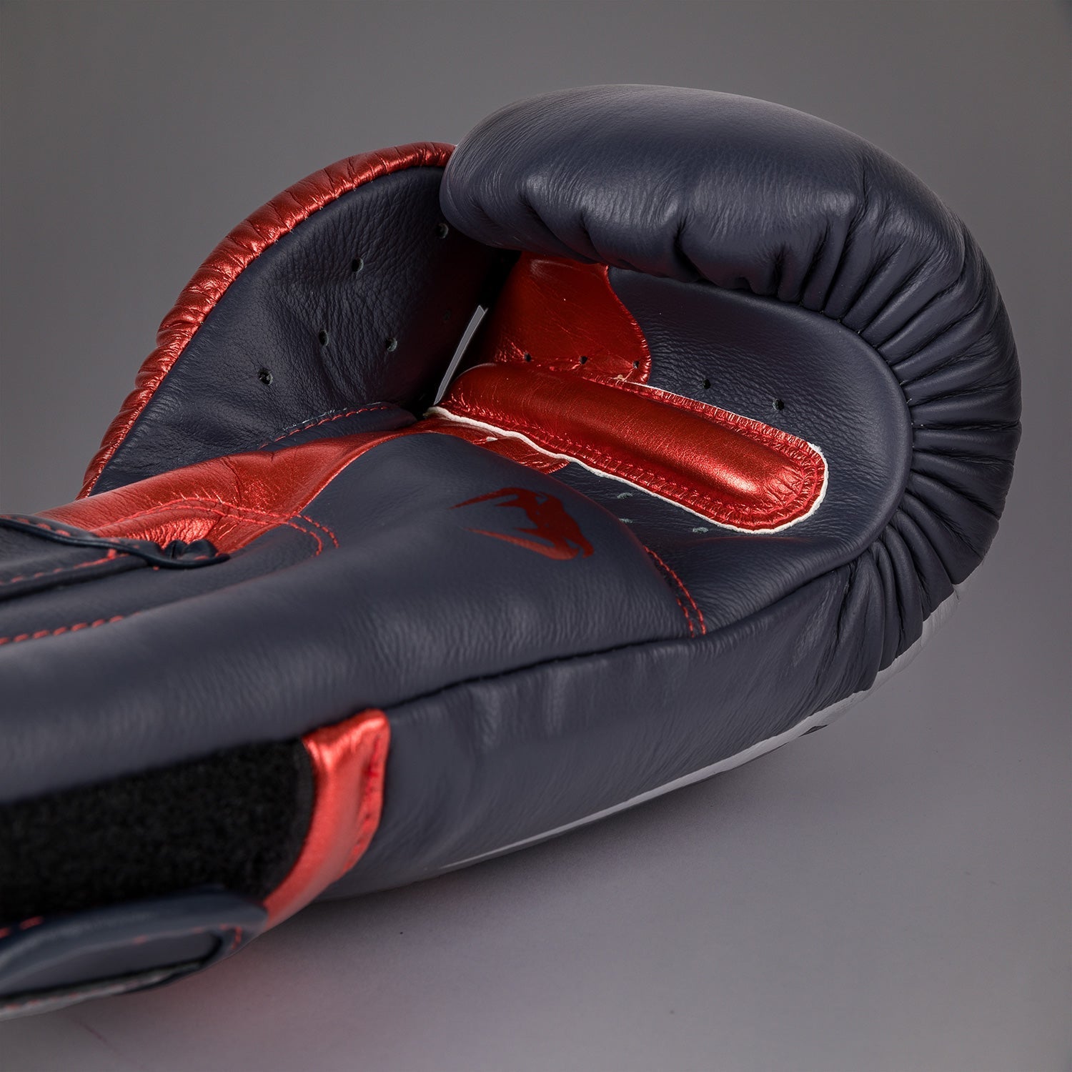 Venum Giant 3.0 Boxing Gloves - Special Edition