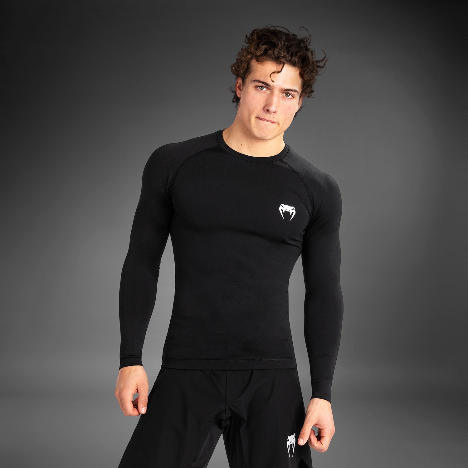 Venum Contender Men's Long Sleeve Rashguard