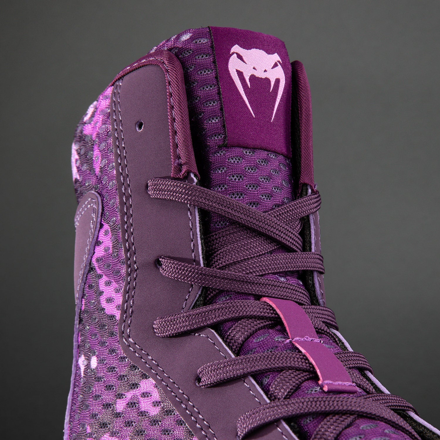 Venum Iris Boxing Shoes