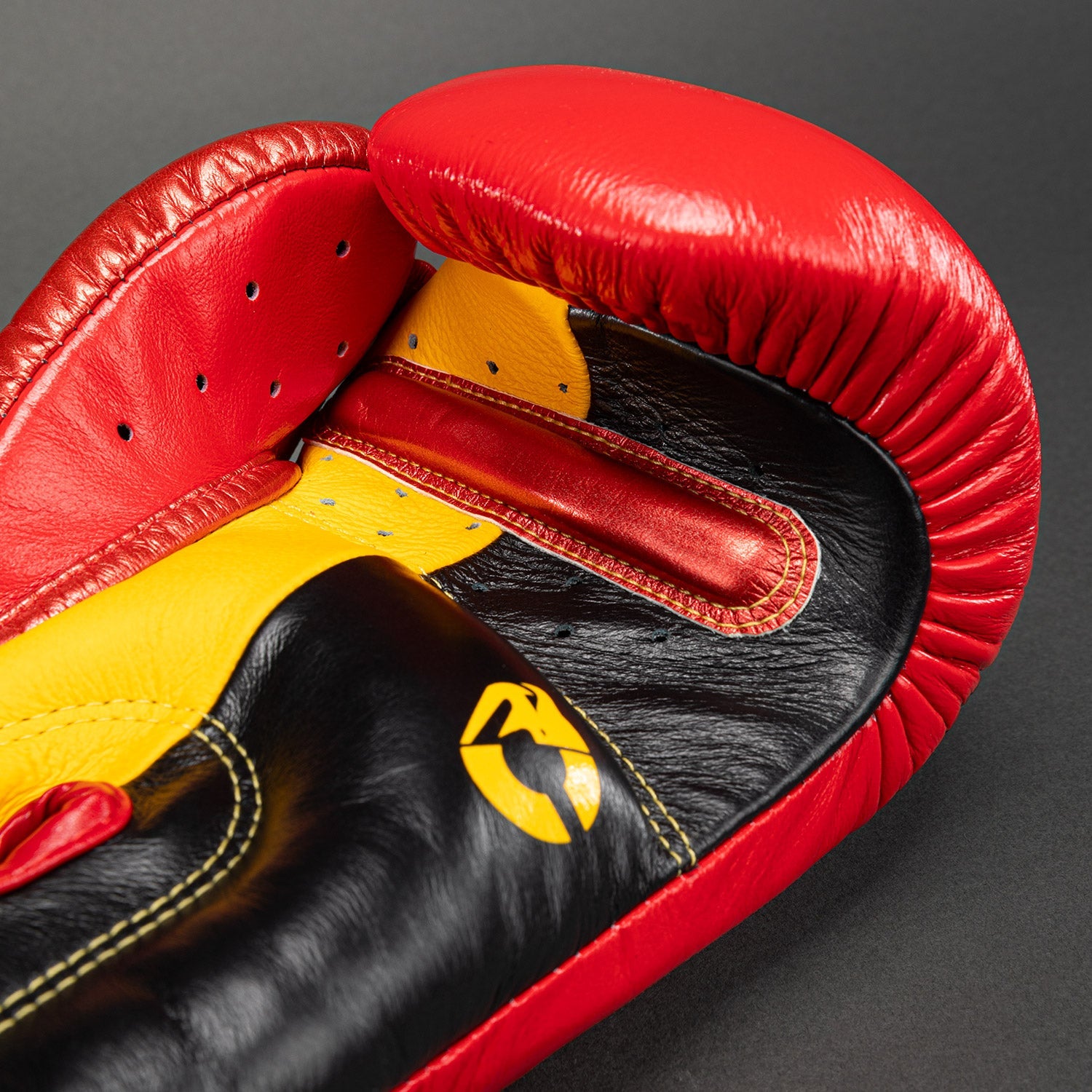 Venum Giant 3.0 Boxing Gloves - Nappa Leather