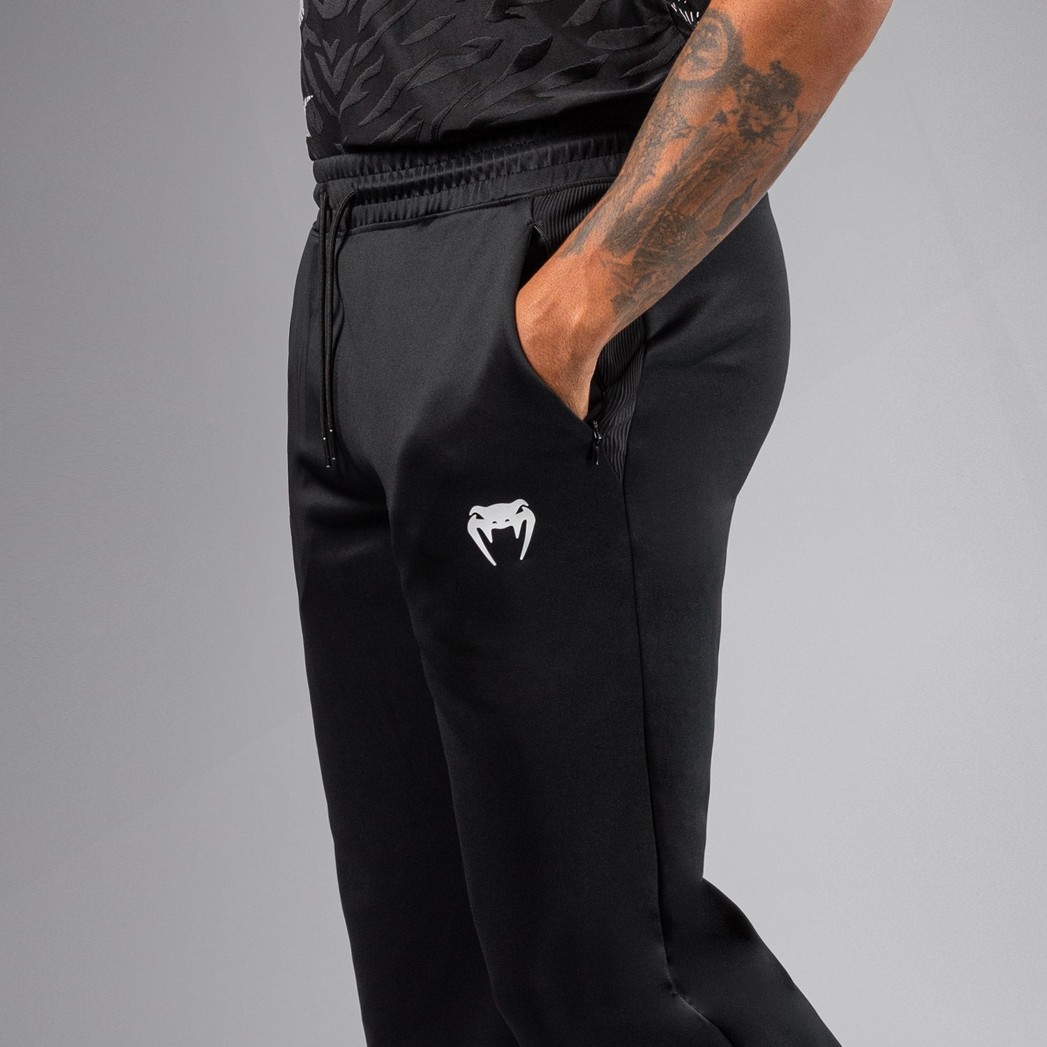 UFC Fusion by Venum Authentic Fight Night Men's Straight Leg Walkout Pant