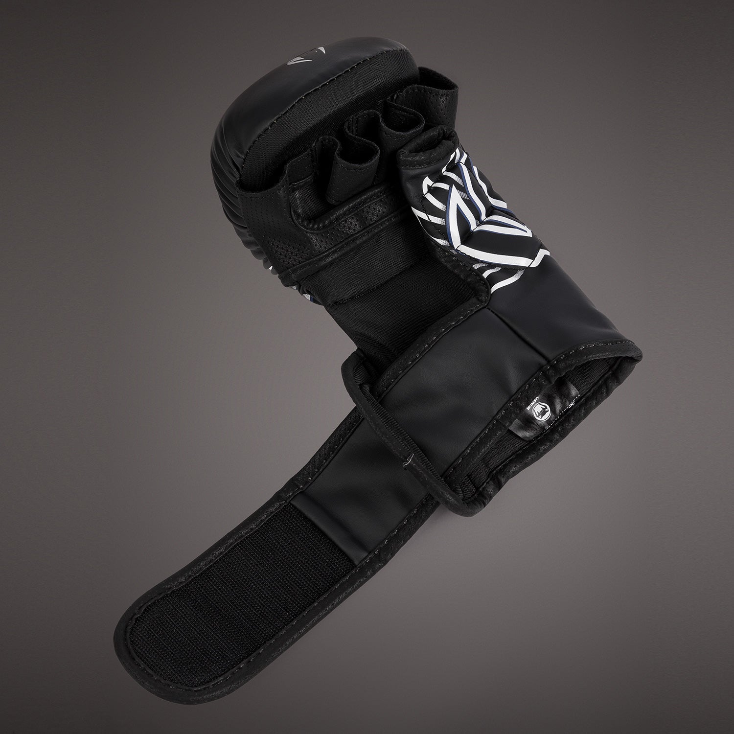 Venum x TEKKEN 8 - Jin Kazama Sparring Gloves