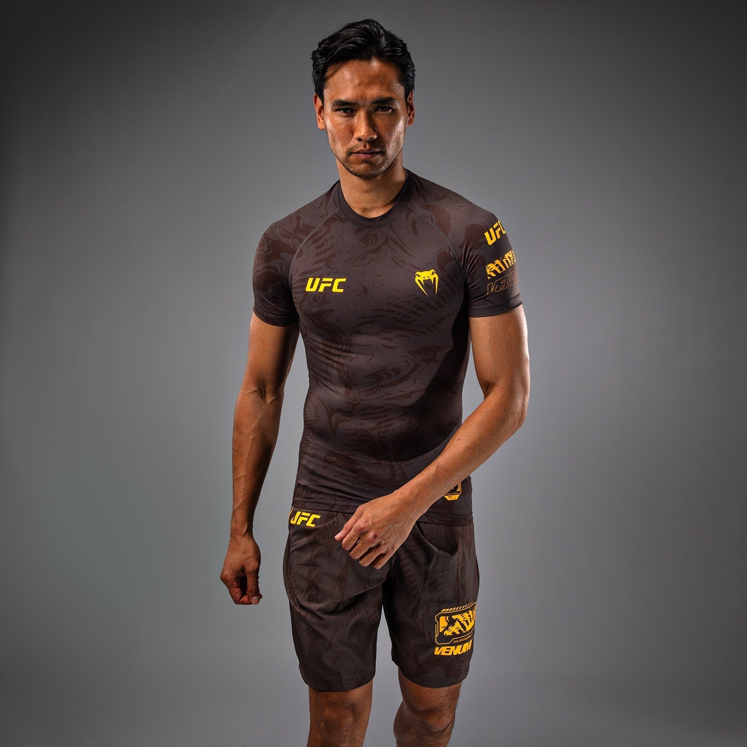 UFC Fusion by Venum Fight Week Men's Performance Short Sleeve Rashguard