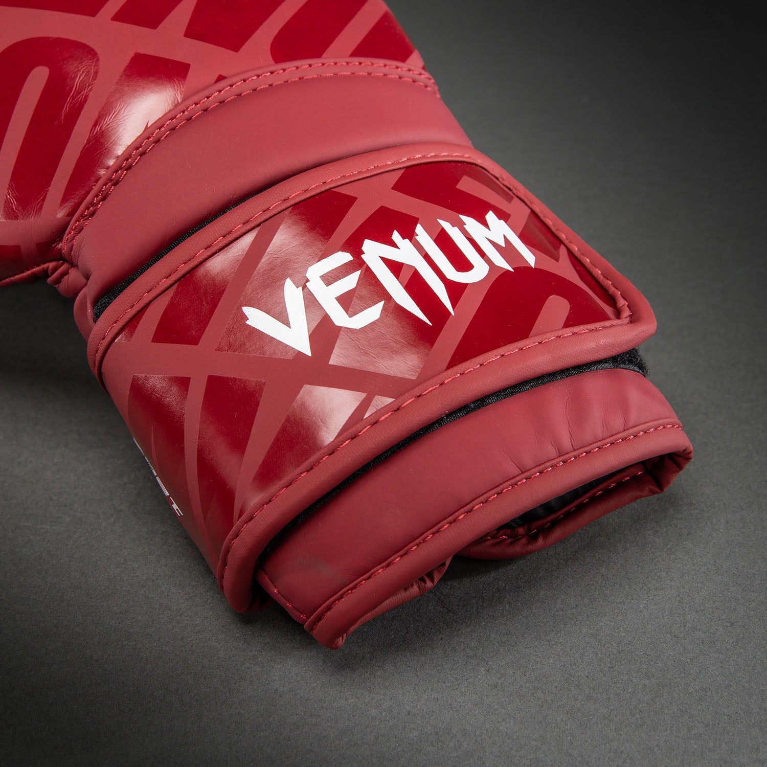 Venum Contender 1.5 XT Boxing Gloves