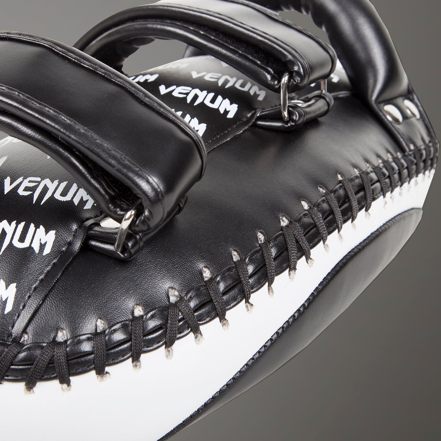 Venum Light Kick Pads - Skintex Leather (Pair)
