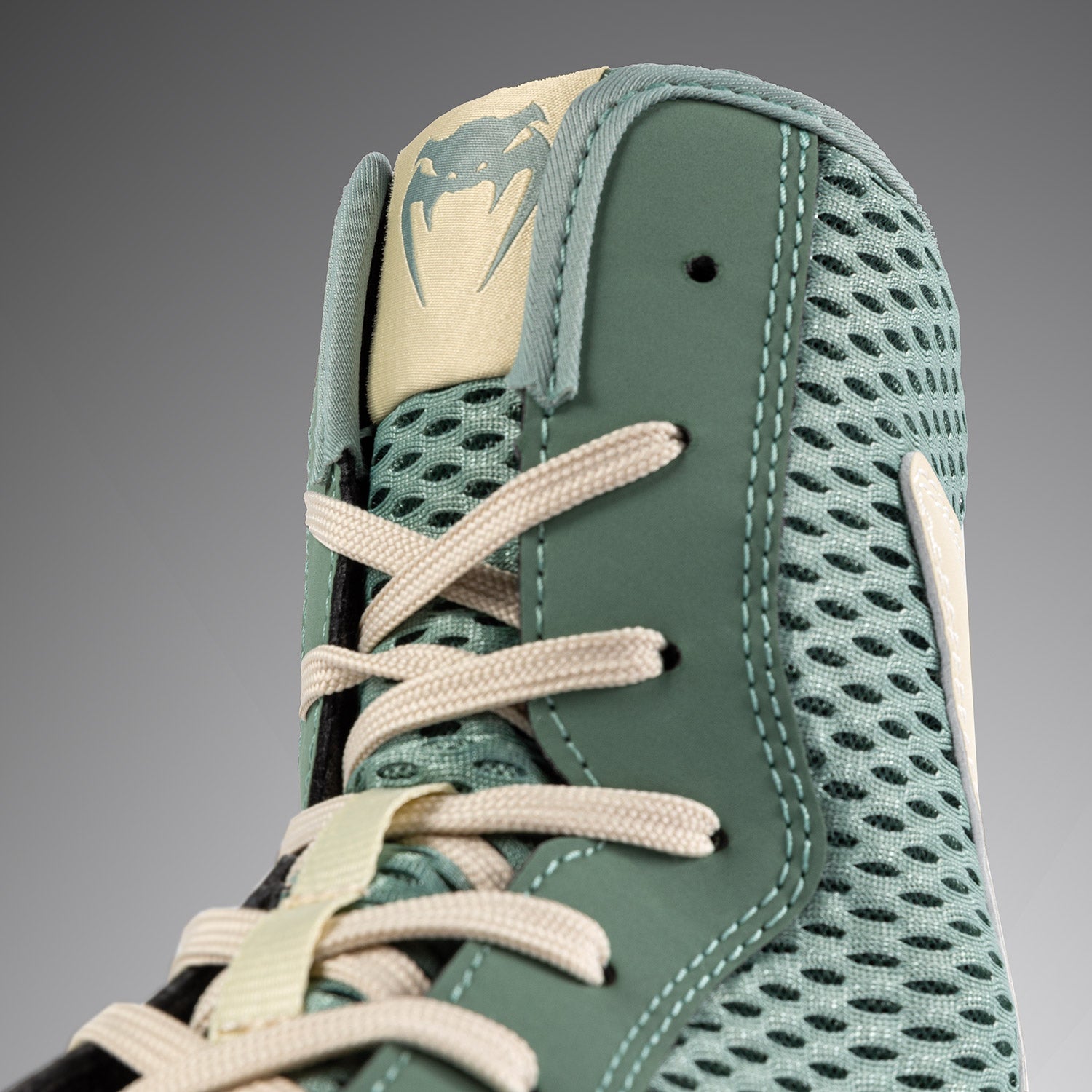 Venum Contender Boxing Shoes