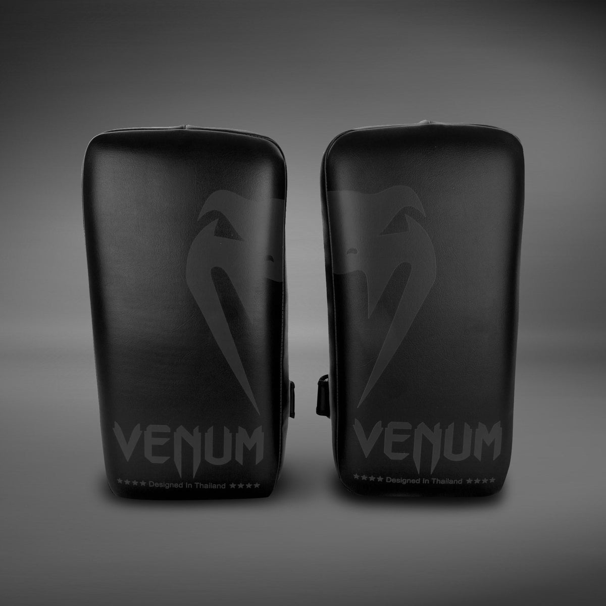 Venum Giant Kick Pads - Black/Black (Pair)  product-type_Kick pads Venum