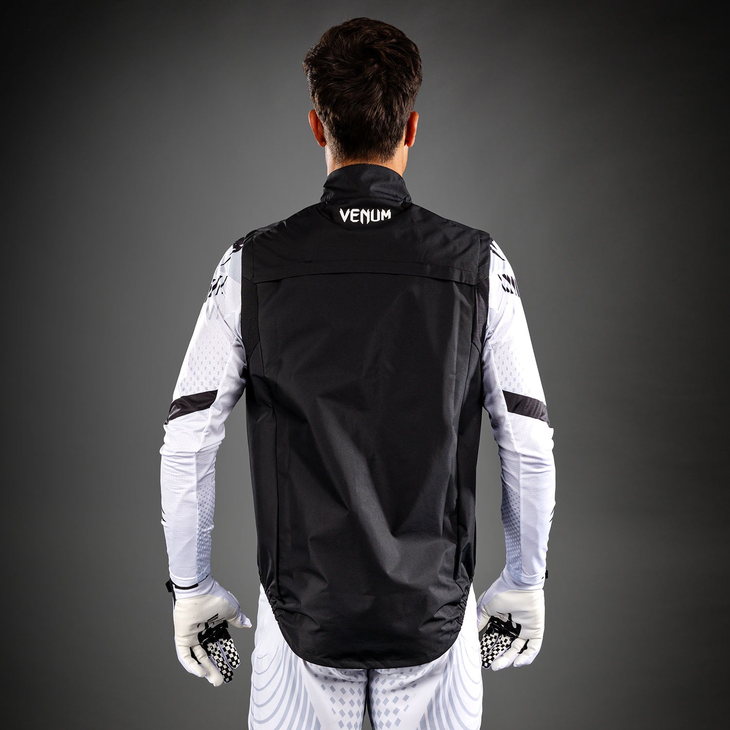 Venum MX Basics Sleeveless Windbreaker